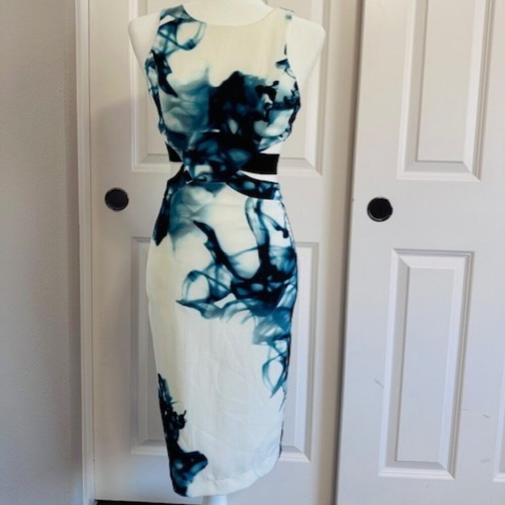 L'Atiste by Amy SZ Small white blue cut away cocktail dress